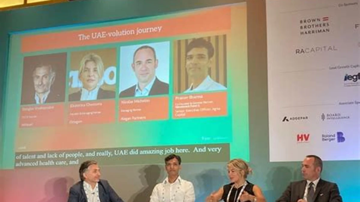 Катя Чернова выступает на SuperReturn Middle East в Дубае